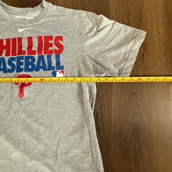 Nike Phillies Baseball T-Shirt Mens Medium Gray Graphic Athletic Tee - Picture 5 of 5